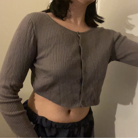 Long sleeve cropped cardigan - Picture 2 of 3